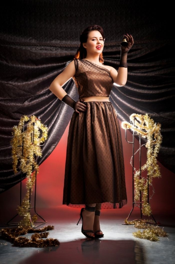 An Exhilarating Pin Up Photo Shoot For This Christmas An Exhilarating Pin Up Photo Shoot For This Christmas