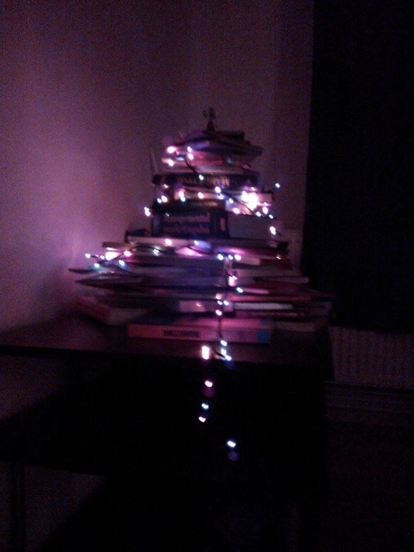 Christmas Tree From Books :x