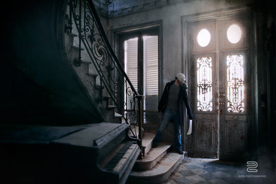 Dark And Decay: I Portray Humanity Facing A World War