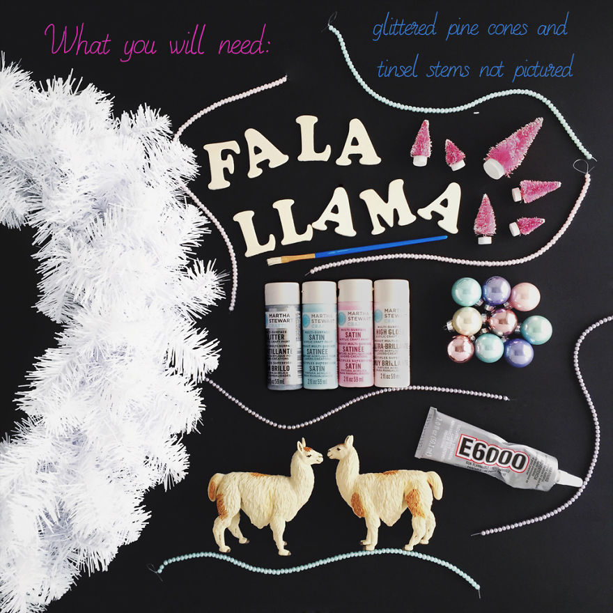 DIY Holiday Wreath: Deck The Halls With Fa La Llamas! DIY Holiday Wreath: Deck The Halls With Fa La Llamas!
