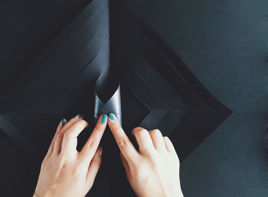 How To Make Huge Snowflake Decorations For The Holidays How To Make Huge Snowflake Decorations For The Holidays