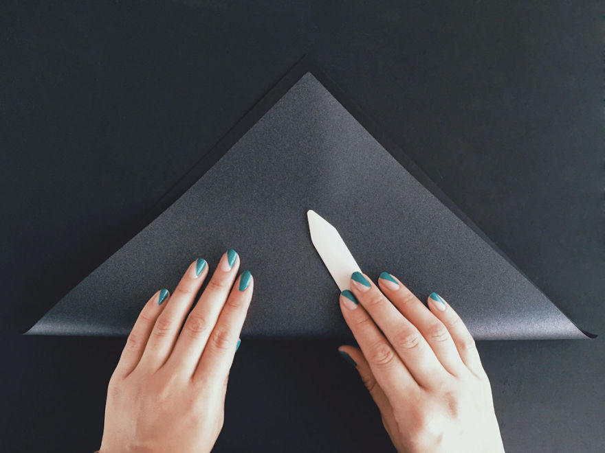 How To Make Huge Snowflake Decorations For The Holidays