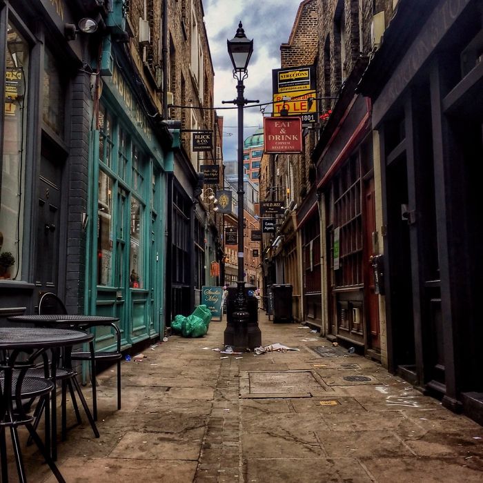 I Capture Another Kind Of London With My Phone I Capture Another Kind Of London With My Phone