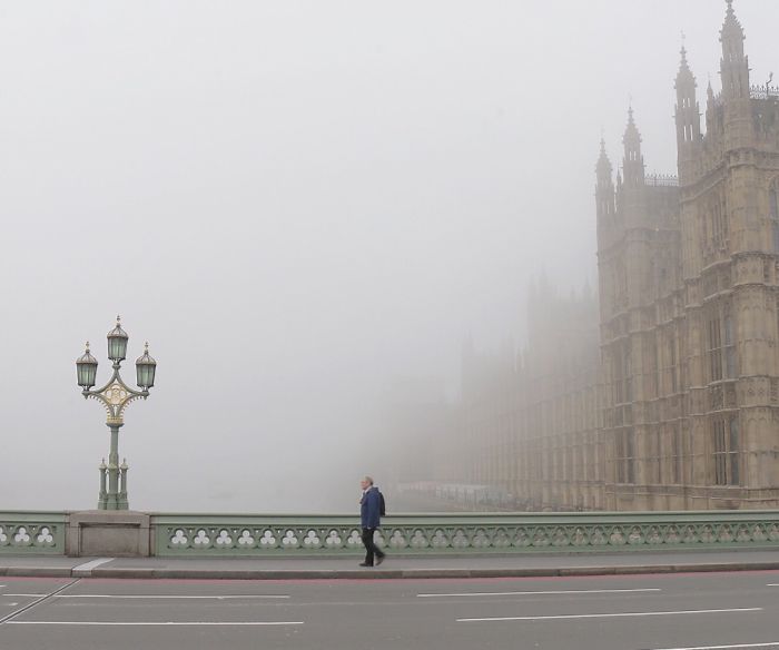 I Capture English Foggy Days