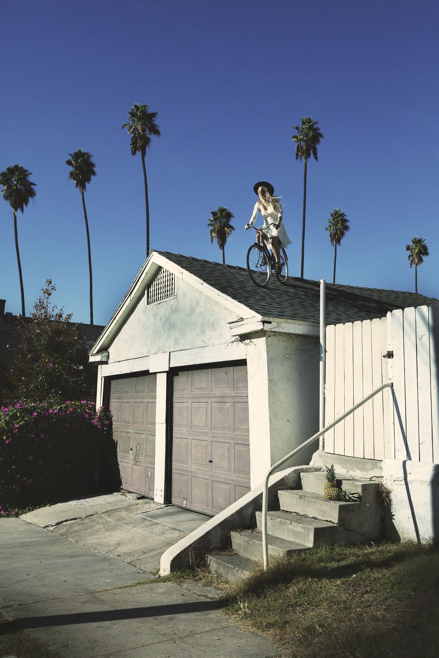 I Capture My Falling, Tripping And Levitating Friends