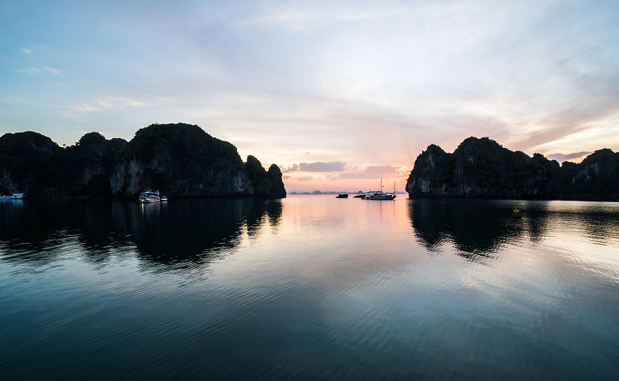 I Capture Spectacular Scenery Contrasts In Halong Bay I Capture Spectacular Scenery Contrasts In Halong Bay