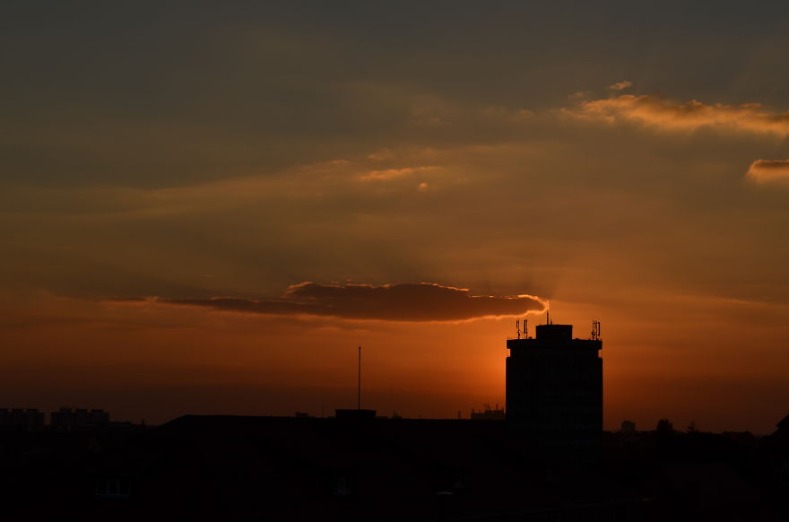 I Captured Powerful Romanian Autumn Sunsets From One Spot