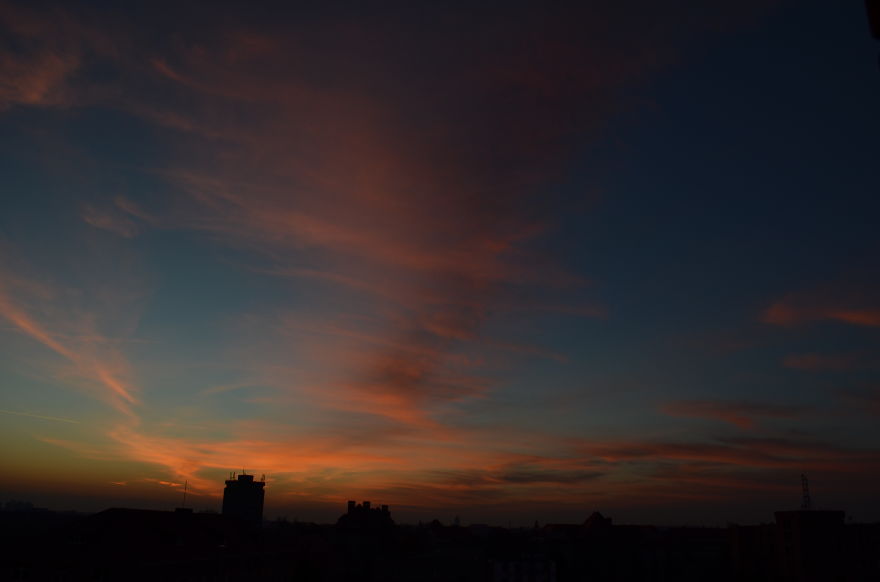 I Captured Powerful Romanian Autumn Sunsets From One Spot