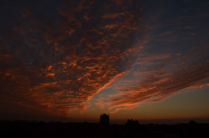 I Captured Powerful Romanian Autumn Sunsets From One Spot