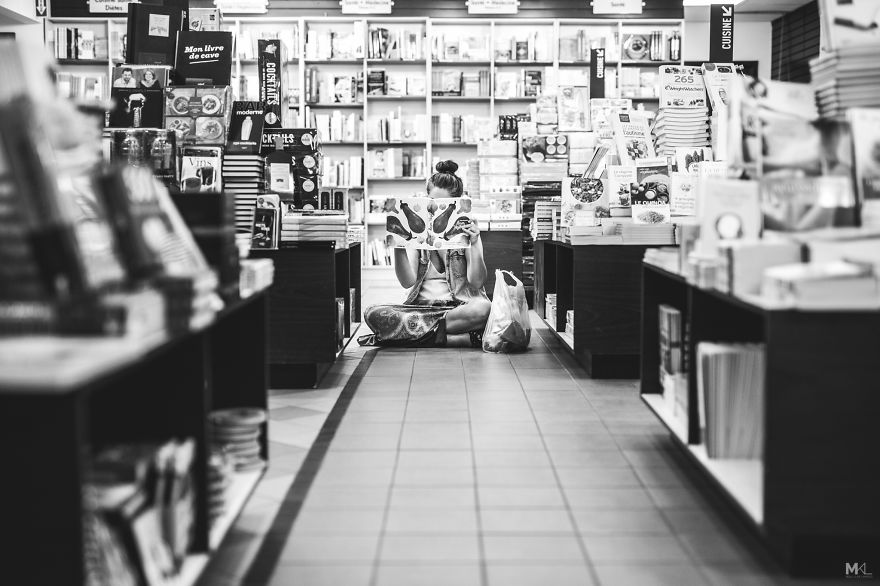 I Keep Trying To Photograph My Girlfriend But She Won't Let Me