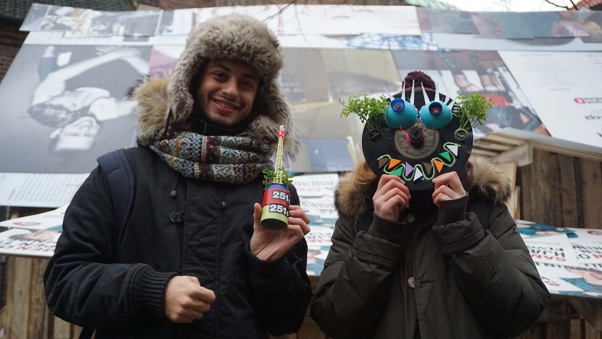 I Made A Recycled Workshop House, Where People Make Their Own Christmas Gifts, And It's Free!