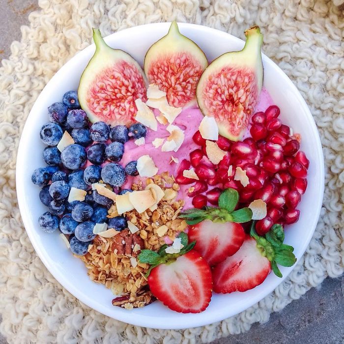 I Make Healthy Breakfast Smoothie Bowls I Make Healthy Breakfast Smoothie Bowls