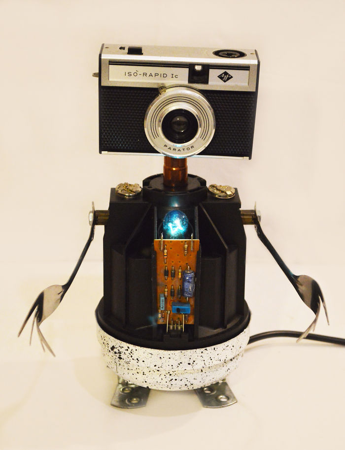 I Make Robot Lamps From Found Objects I Make Robot Lamps From Found Objects