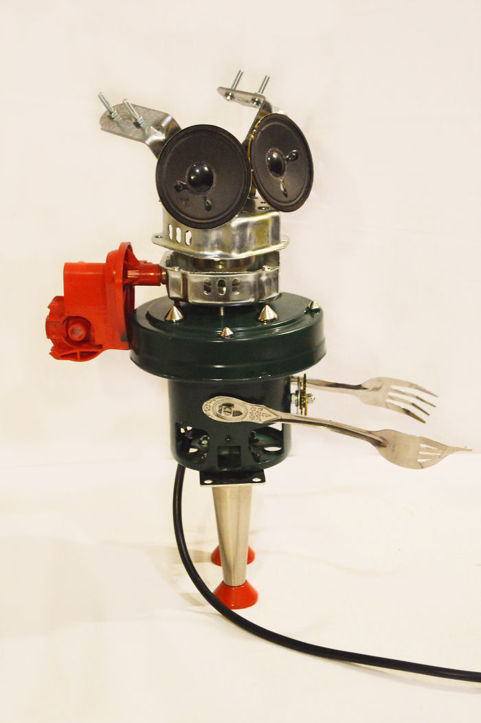 I Make Robot Lamps From Found Objects I Make Robot Lamps From Found Objects