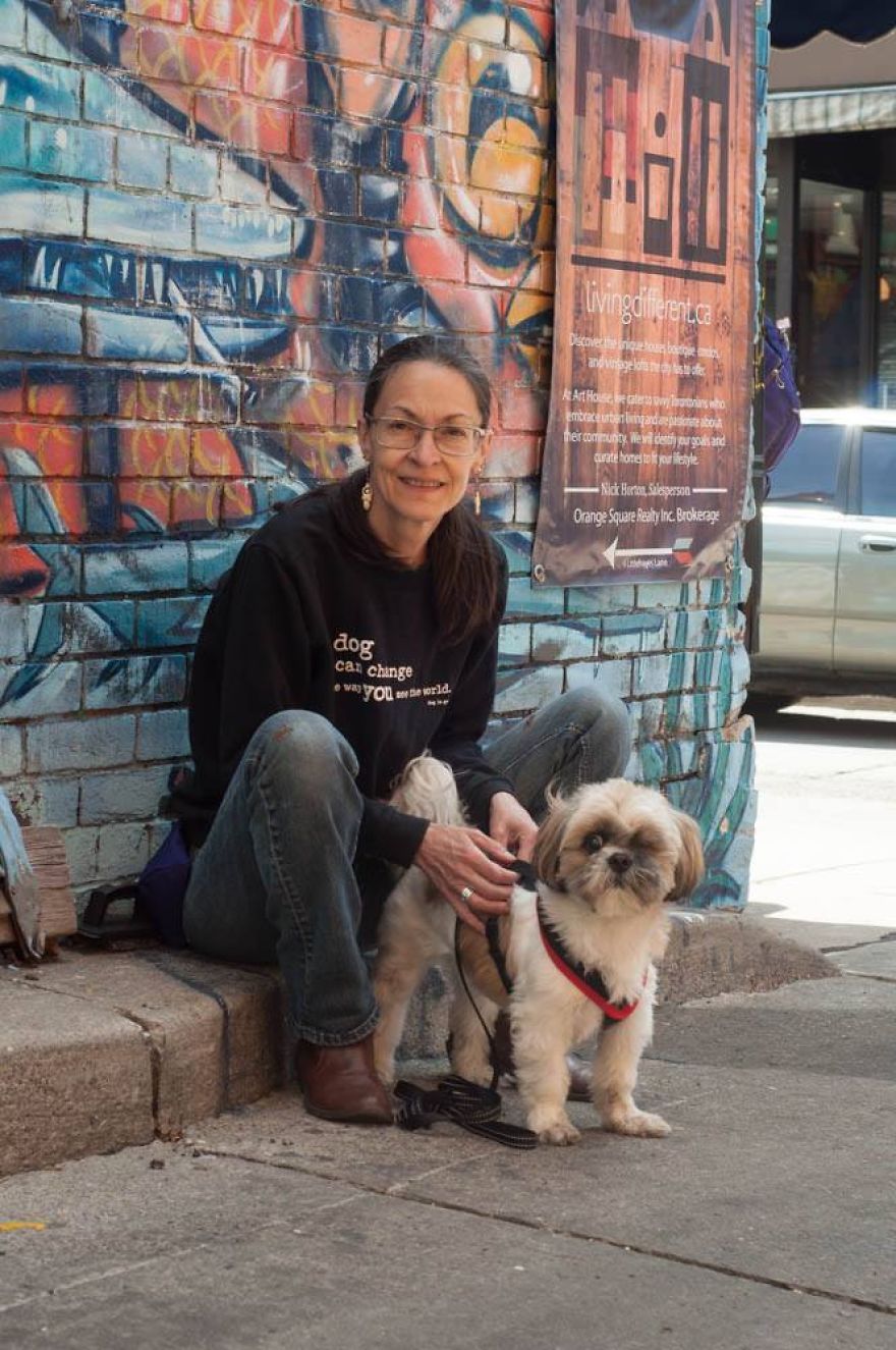 I Photographed Over 200 Families With Rescued Dogs To Inspire Others To Adopt