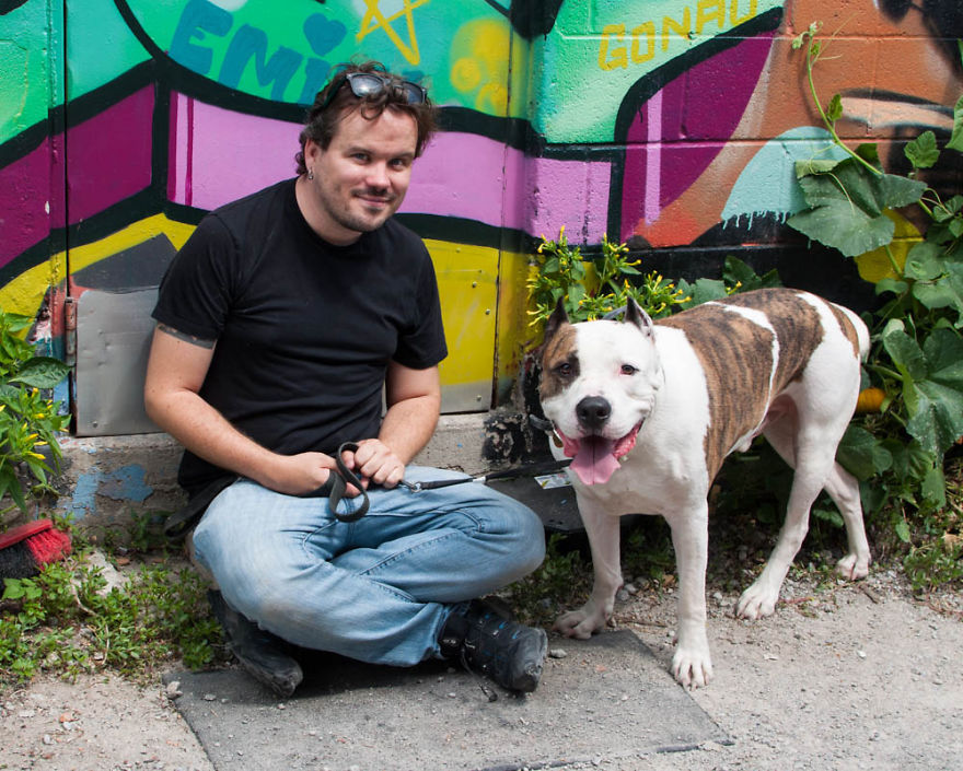 I Photographed Over 200 Families With Rescued Dogs To Inspire Others To Adopt