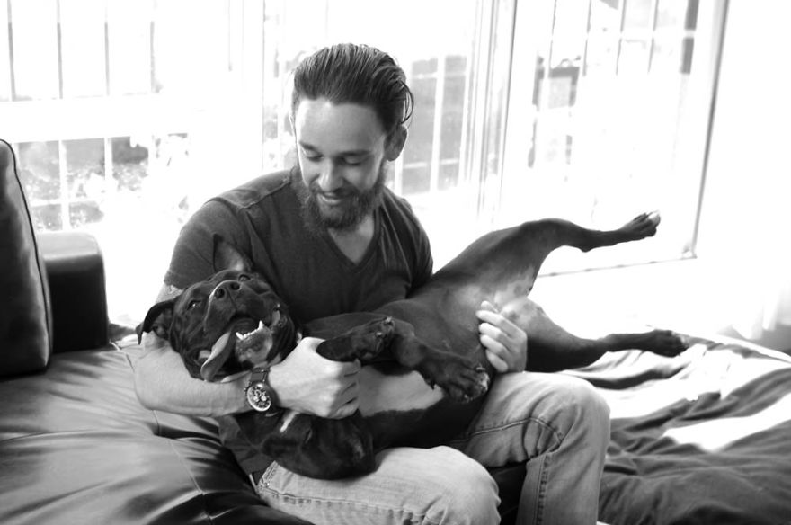 I Photographed Over 200 Families With Rescued Dogs To Inspire Others To Adopt I Photographed Over 200 Families With Rescued Dogs To Inspire Others To Adopt