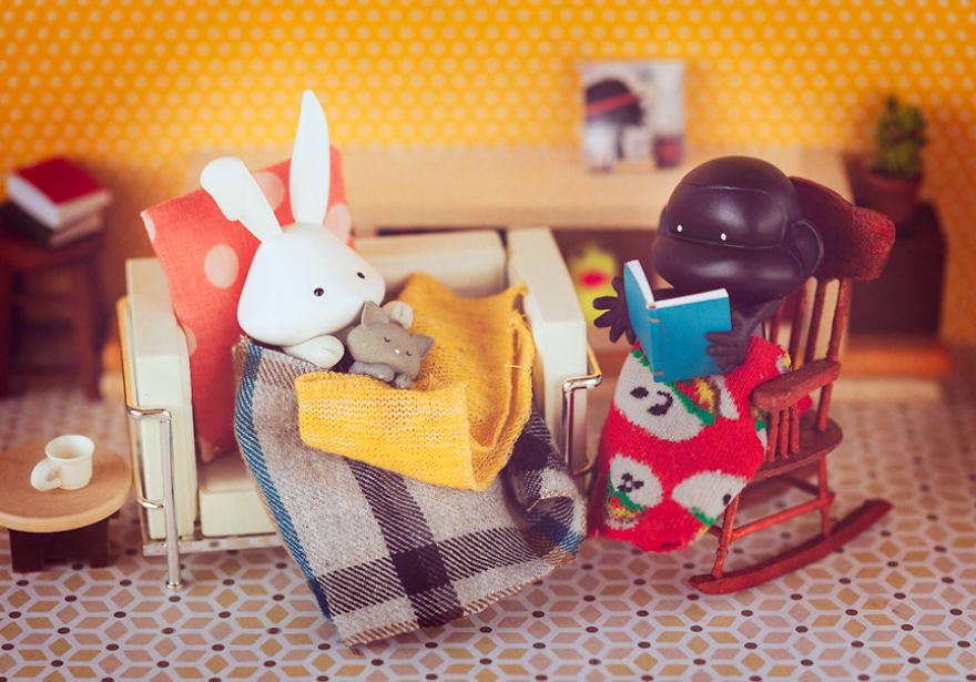 I Recreate Daily Moments Of Married Life With A Monkey And A Rabbit I Recreate Daily Moments Of Married Life With A Monkey And A Rabbit