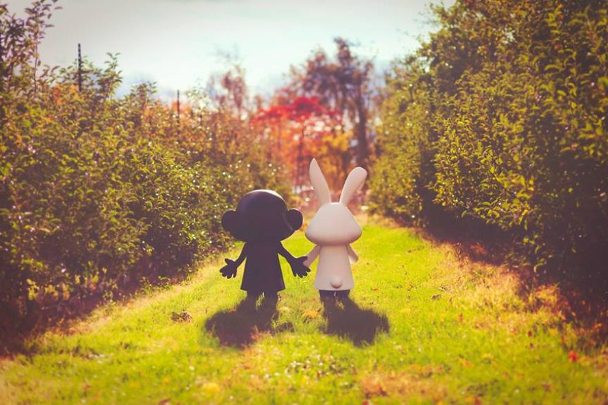 I Recreate Daily Moments Of Married Life With A Monkey And A Rabbit