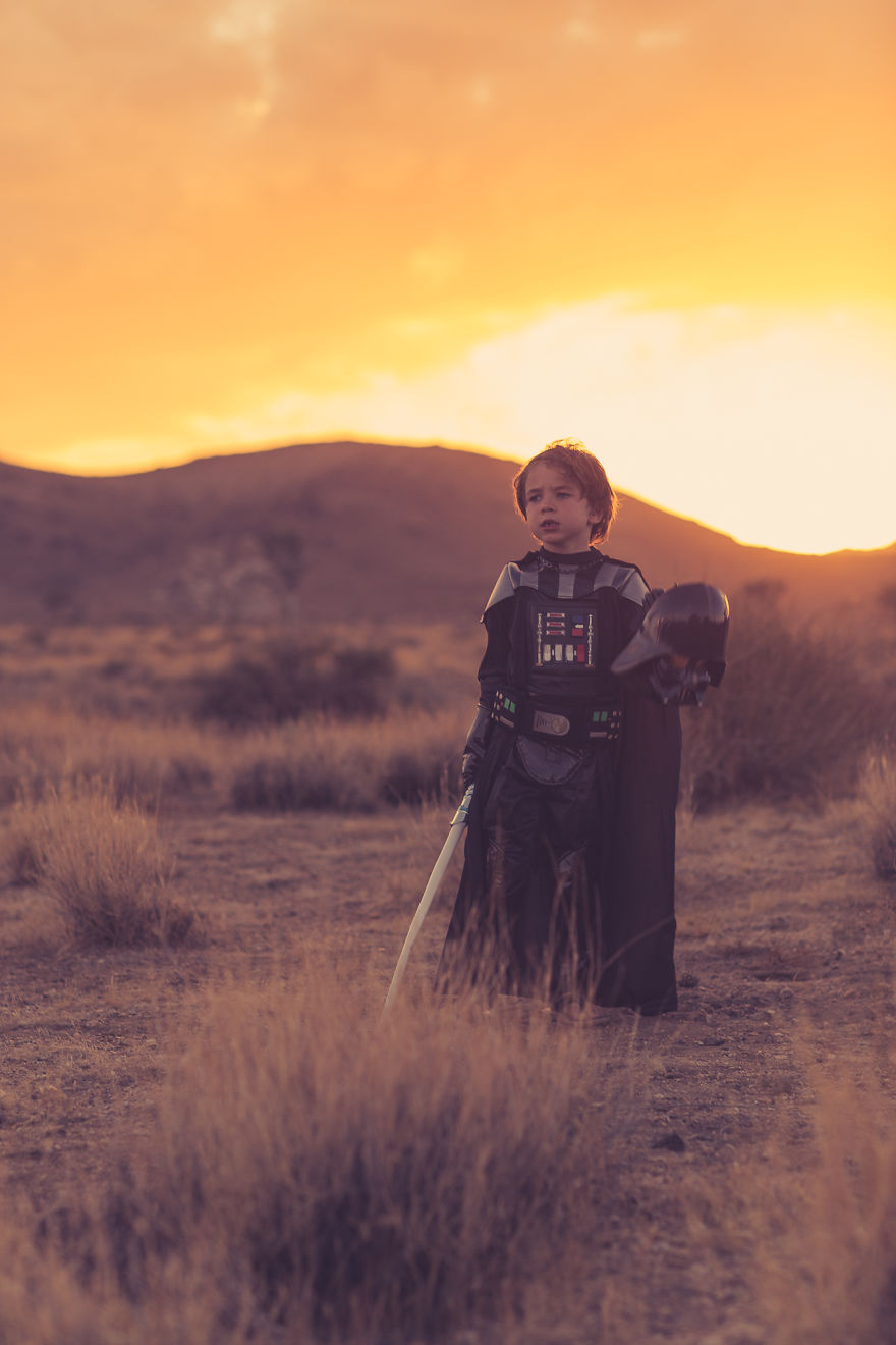 I Recreated Star Wars' Tatooine In The Desert With My Children