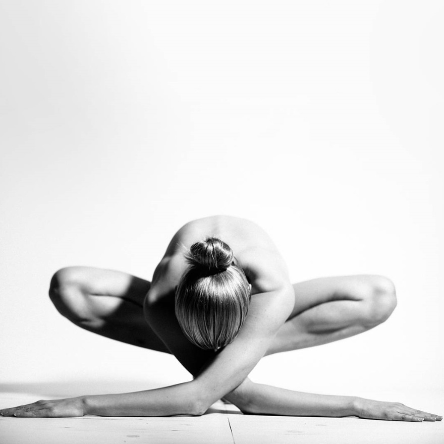 True nake yoga