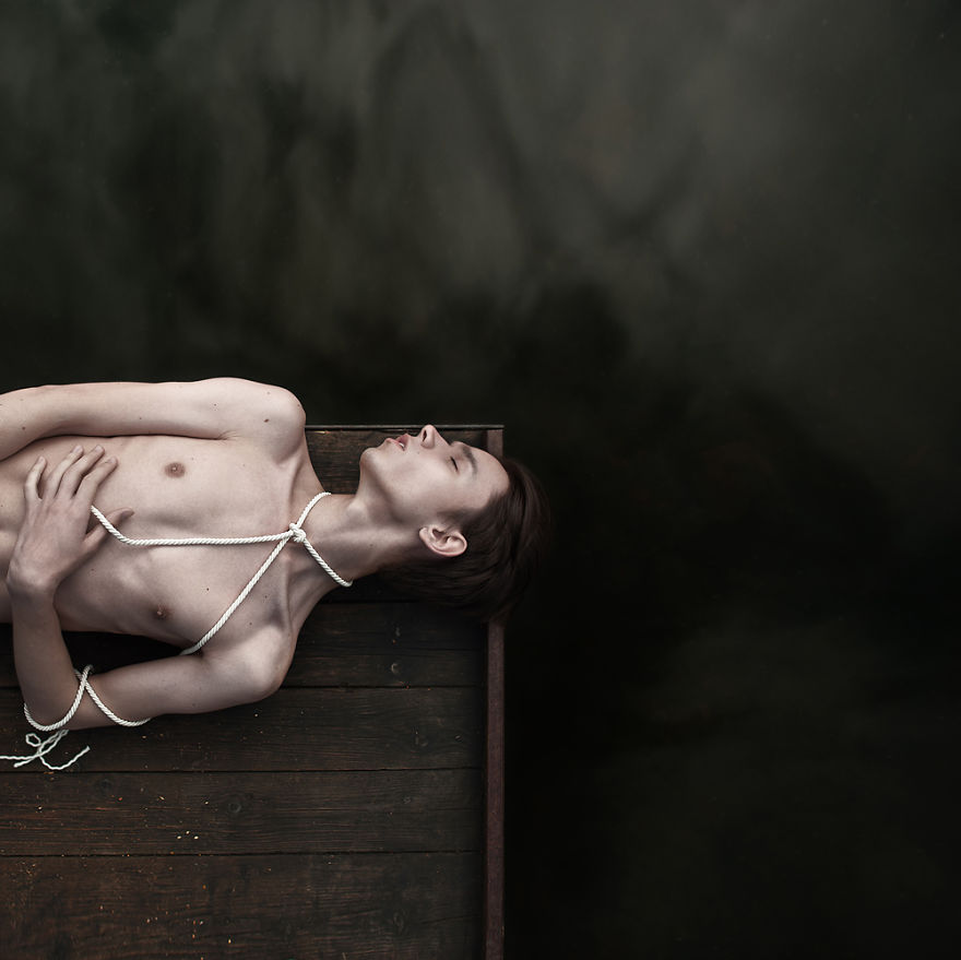 Moscow Based Photographer Creates Portraits Inspired By Dreams