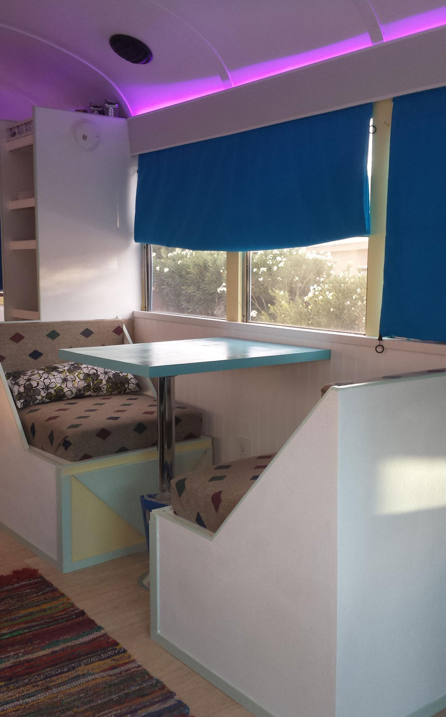 school-bus-dream-home-motor-patrick-schmidt-40 school-bus-dream-home-motor-patrick-schmidt-40