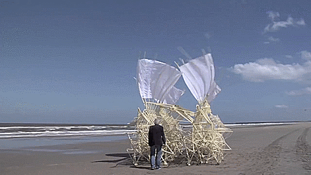 sculptures-that-walk-on-the-wind-gif sculptures-that-walk-on-the-wind-gif