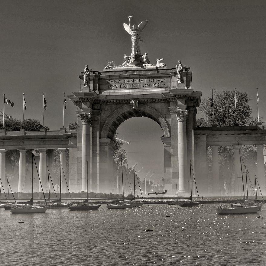 Surreal Cityscapes And Portraits I Created In-Camera Without Photoshop