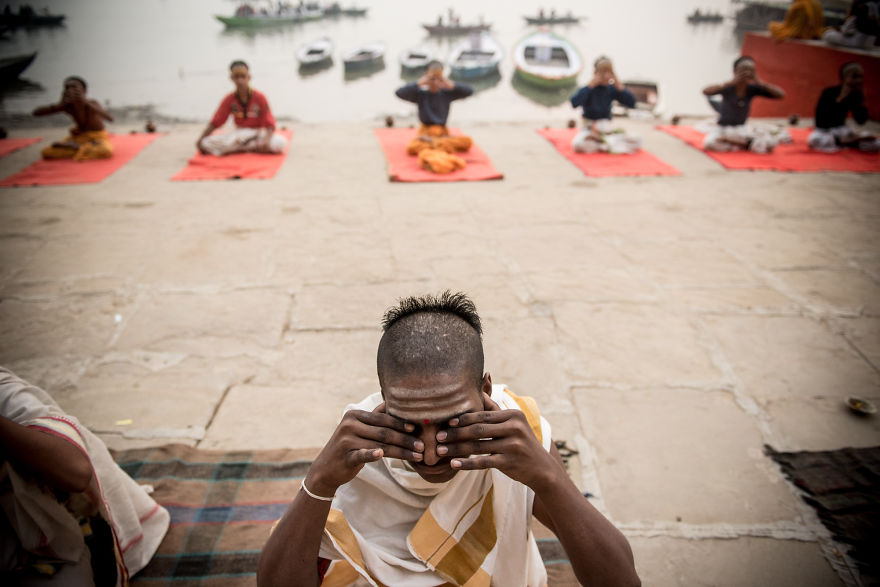 Everyday Life In The City Of Varanasi That I Captured During My Travels