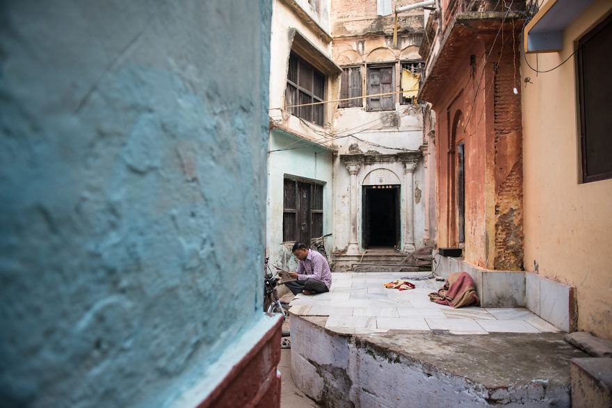 Everyday Life In The City Of Varanasi That I Captured During My Travels