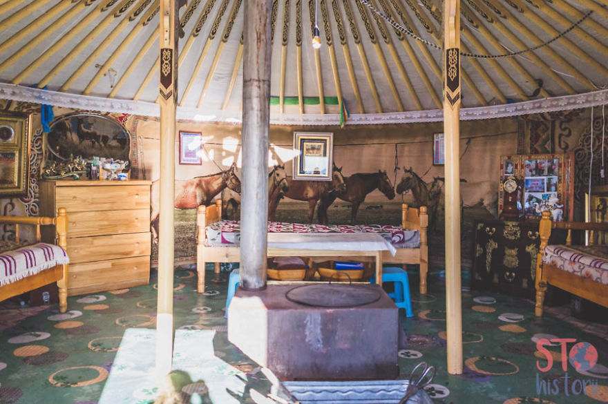 We Decided To See What The Mongolian Nomads' Life Look Like We Decided To See What The Mongolian Nomads' Life Look Like