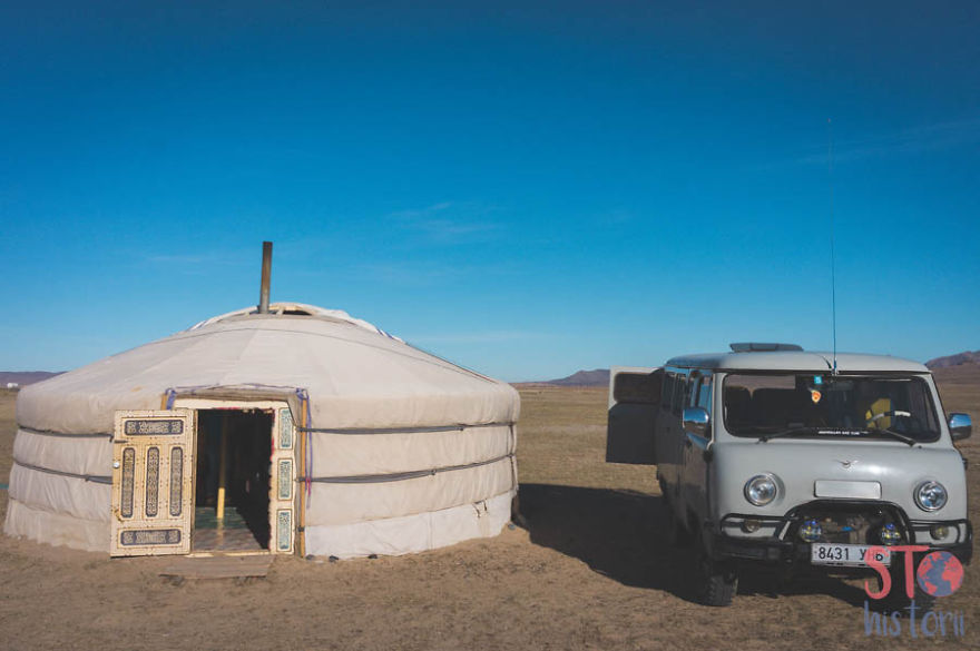 We Decided To See What The Mongolian Nomads' Life Look Like