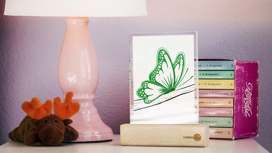 We Used Living Algae Cells To Create This Pen That Makes Your Stories Grow Over Time