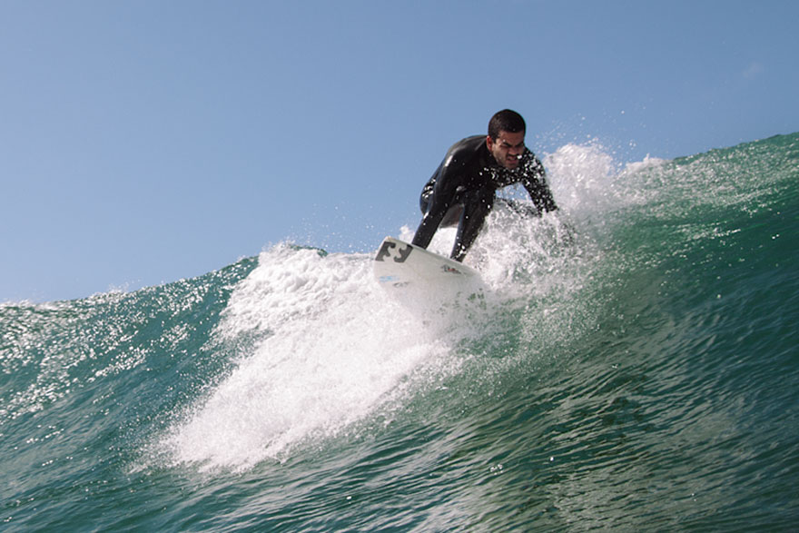 This Blind Guy Became A Professional Surfer Using An Unusual Technique This Blind Guy Became A Professional Surfer Using An Unusual Technique