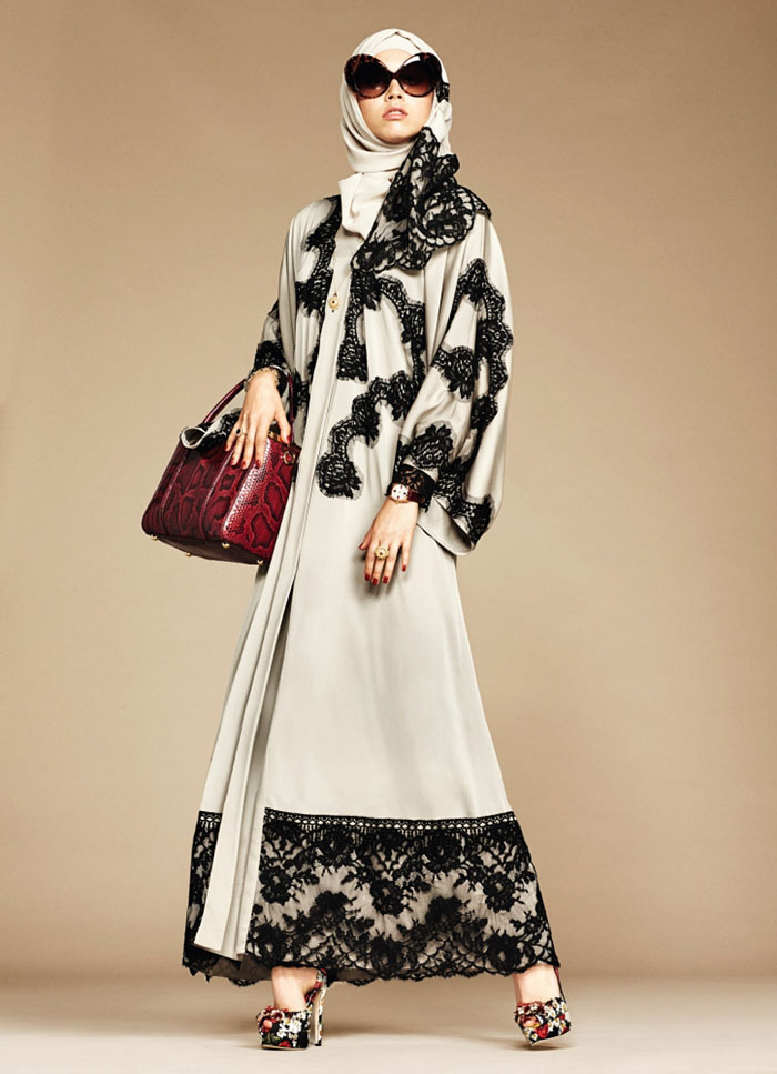 dolce-gabbana-hijab-abaya-collection-12 dolce-gabbana-hijab-abaya-collection-12