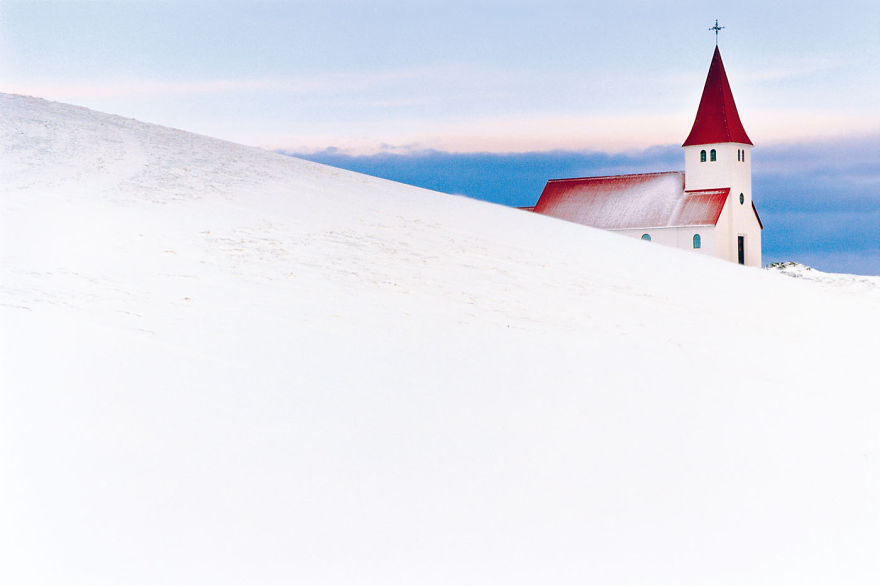 The Beauty Of Winter Captured In Minimalist Pictures