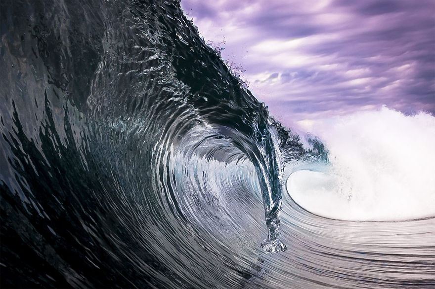 Experience The Natural Beauty And Power Of The Ocean Through These Impressive Images