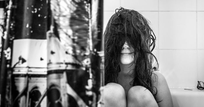 I Keep Trying To Photograph My Girlfriend But She Won’t Let Me