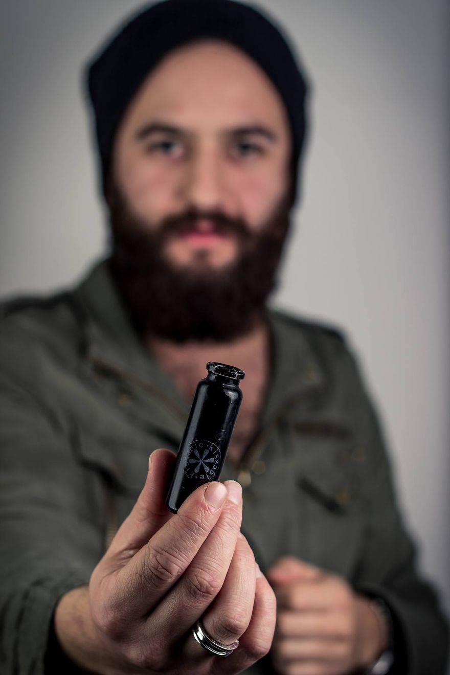 How To Make Beard Owner Kissable? How To Make Beard Owner Kissable?