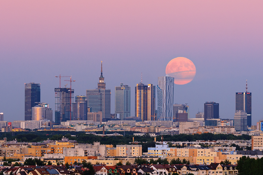 Hunting For The Moon In Warsaw Hunting For The Moon In Warsaw