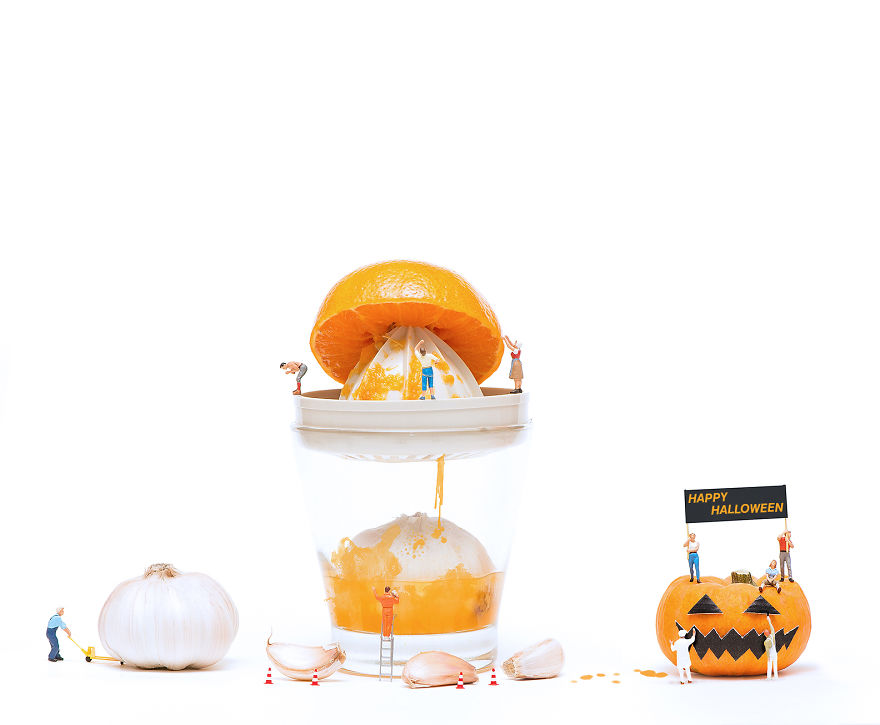 I Capture Miniature People Dealing With Everyday Life Objects (Part 2) I Capture Miniature People Dealing With Everyday Life Objects (Part 2)