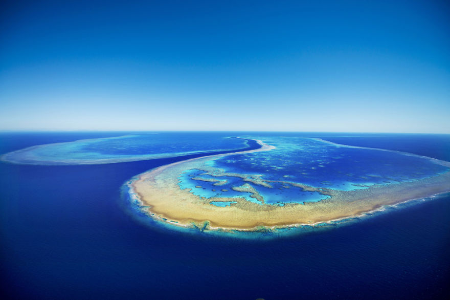 I Captured Breathtaking Sea And Sand Patterns From A Helicopter (Can You Find The Hidden Dolphin?) I Captured Breathtaking Sea And Sand Patterns From A Helicopter (Can You Find The Hidden Dolphin?)