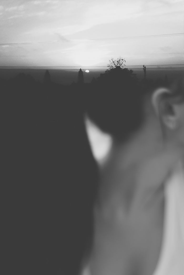 I Don't Like To Show My Face In Photos So I Take Faceless Portraits