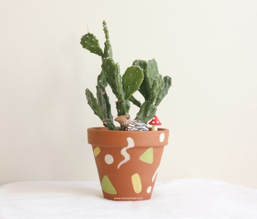 I Make Miniature Animals To Keep My Plants Company