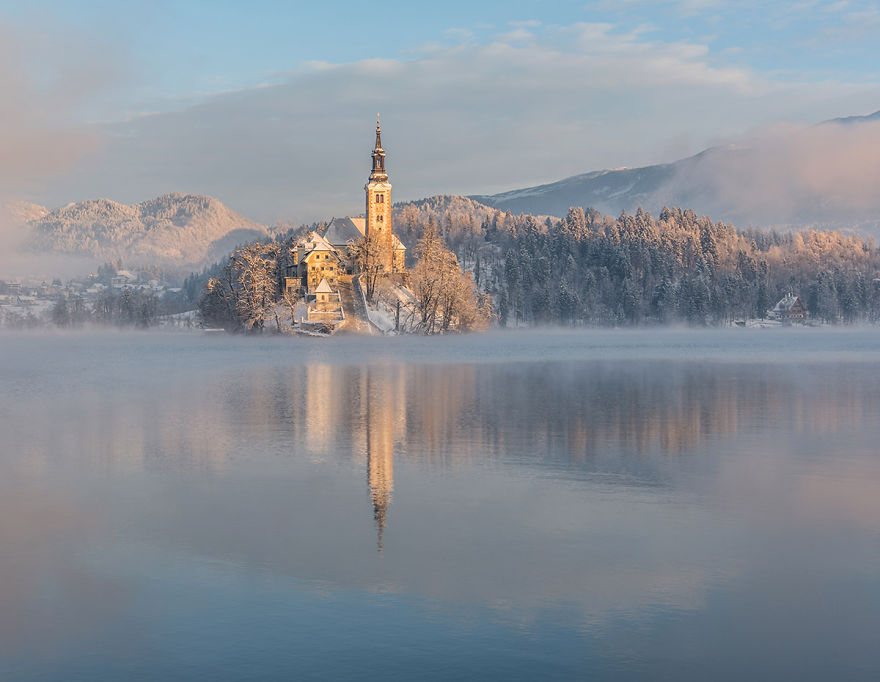 I Photographed Lake Bled On A Fairytale Winter Morning I Photographed Lake Bled On A Fairytale Winter Morning