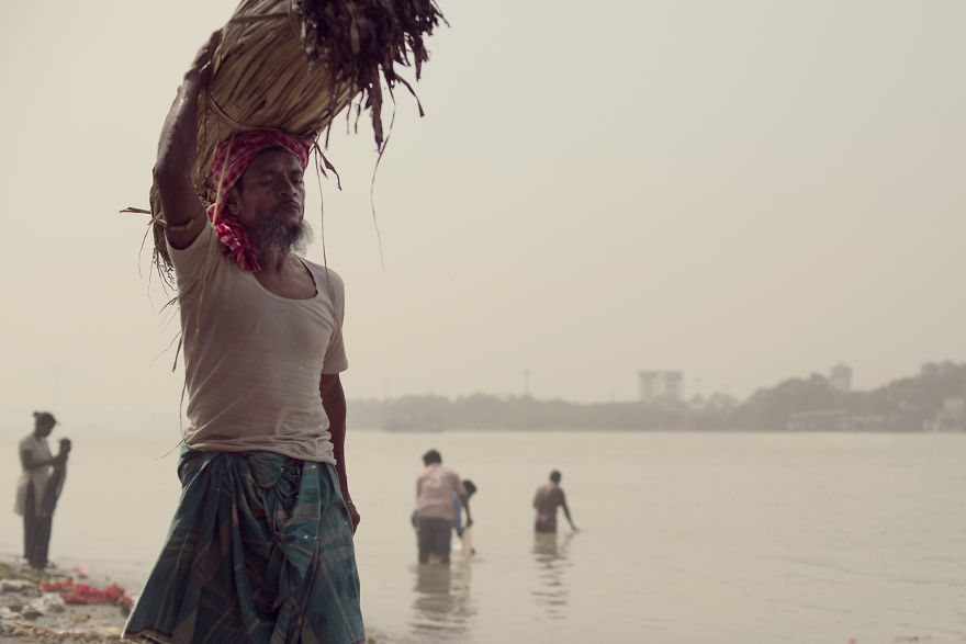 I Photographed People Bathing In The Ganges