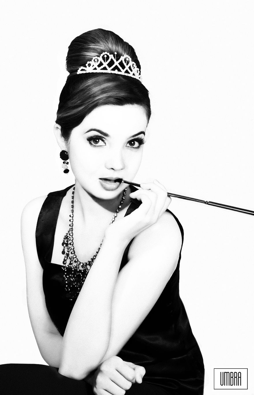 I Recreated 11 Movie Posters With A Girl Posing For Her Birthday I Recreated 11 Movie Posters With A Girl Posing For Her Birthday