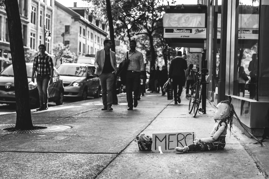 I Take Pictures Of The People Nobody Wants To See I Take Pictures Of The People Nobody Wants To See