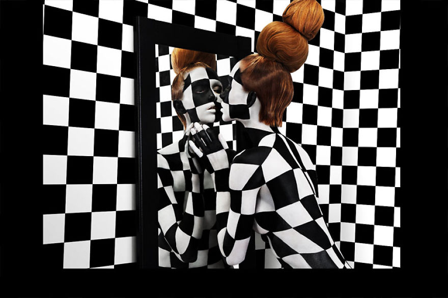 I Turn Human Bodies Into Art